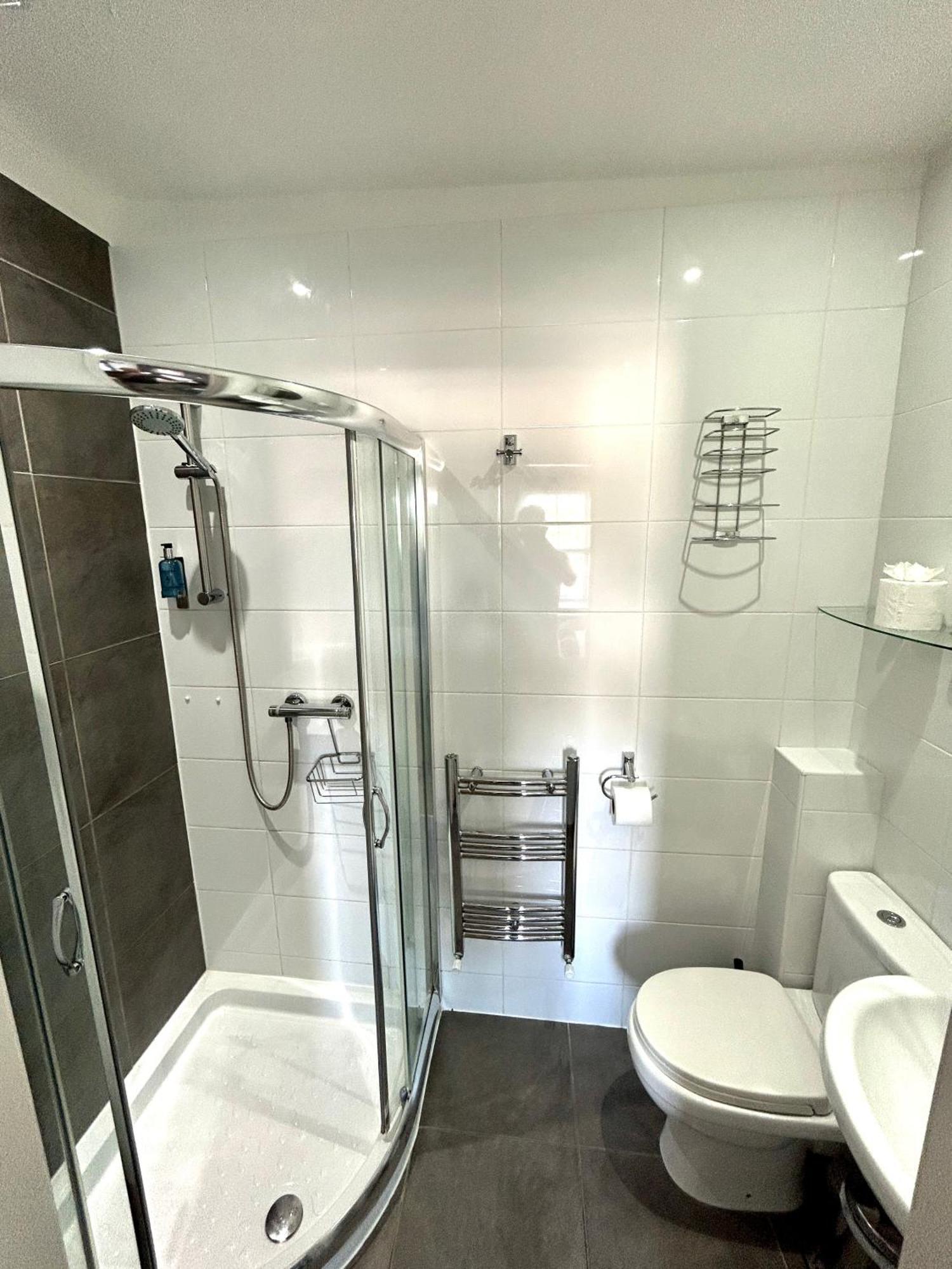 Bamboo Guesthouse Μπόρνμουθ Εξωτερικό φωτογραφία